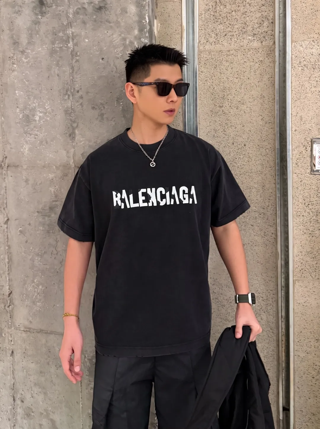 P100✨🔥 [BALENCIAGA] 2026FW short-sleeved T-shirt Premium 26s double yarn 300g fabric embroidery fraying process Color: Black White Red Size: S M L XL 2XL